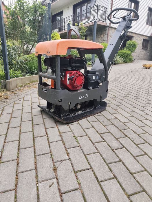 Zagęszczarka rewersyjna 211 kg Husqvarna (Atlas Copco) LG204 Honda, 500 mm, rozruch ręczny 2019 r