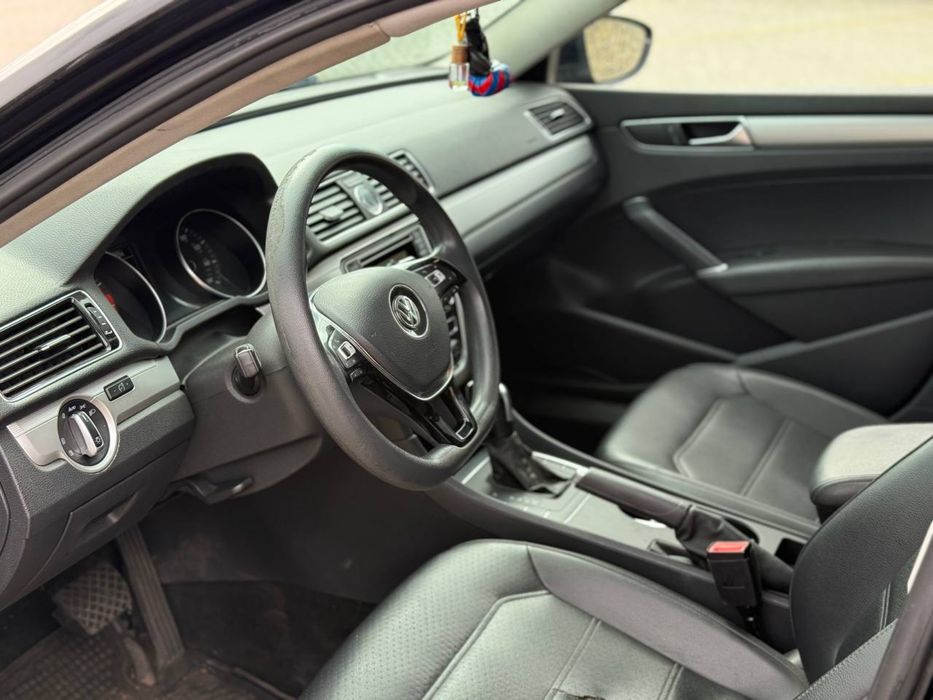 Прокат авто Volkswagen Passat, Оренда авто Львів, Аренда авто