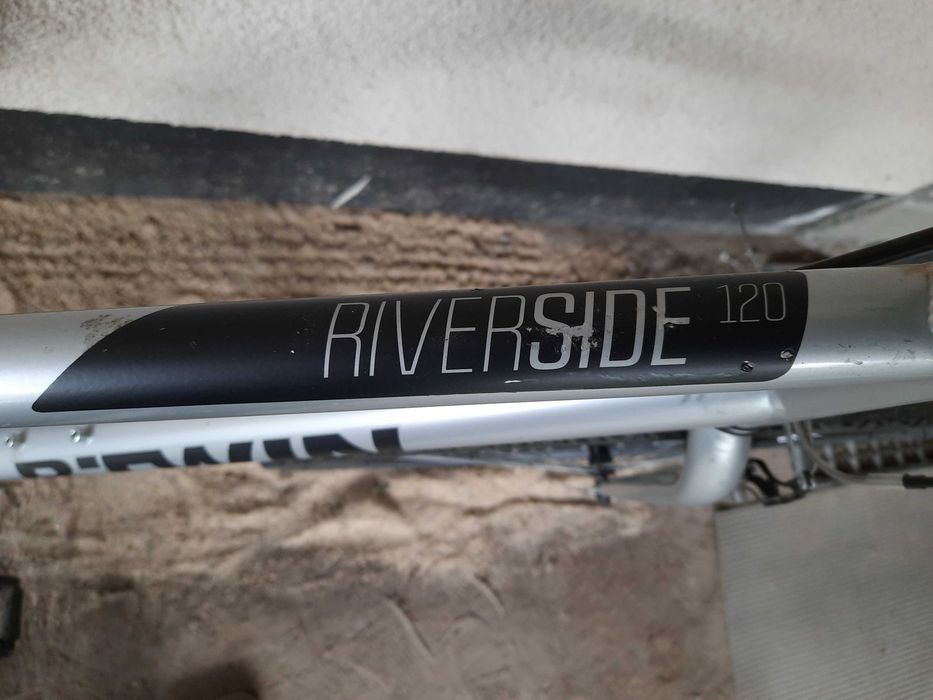 Rower trekkingowy BTWIN  Riverside 120