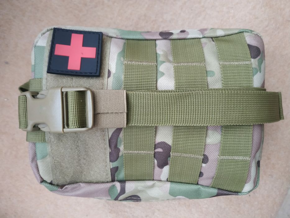 Аптечка військова