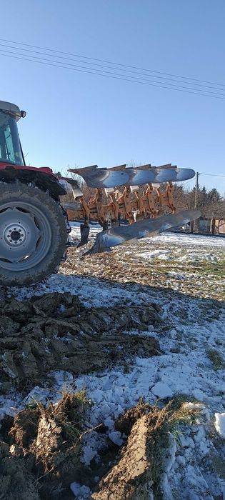 Pług obrotowy Huard Master 100 4 skiby obrotowy z przedpłużkami