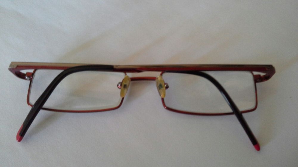 Korekcyjne okulary-metalowe bordowe oprawki