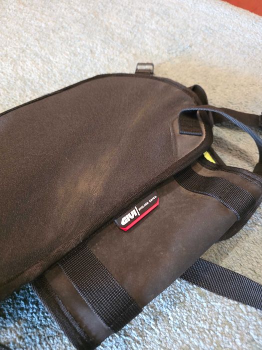 Alforges givi e sacos estanque