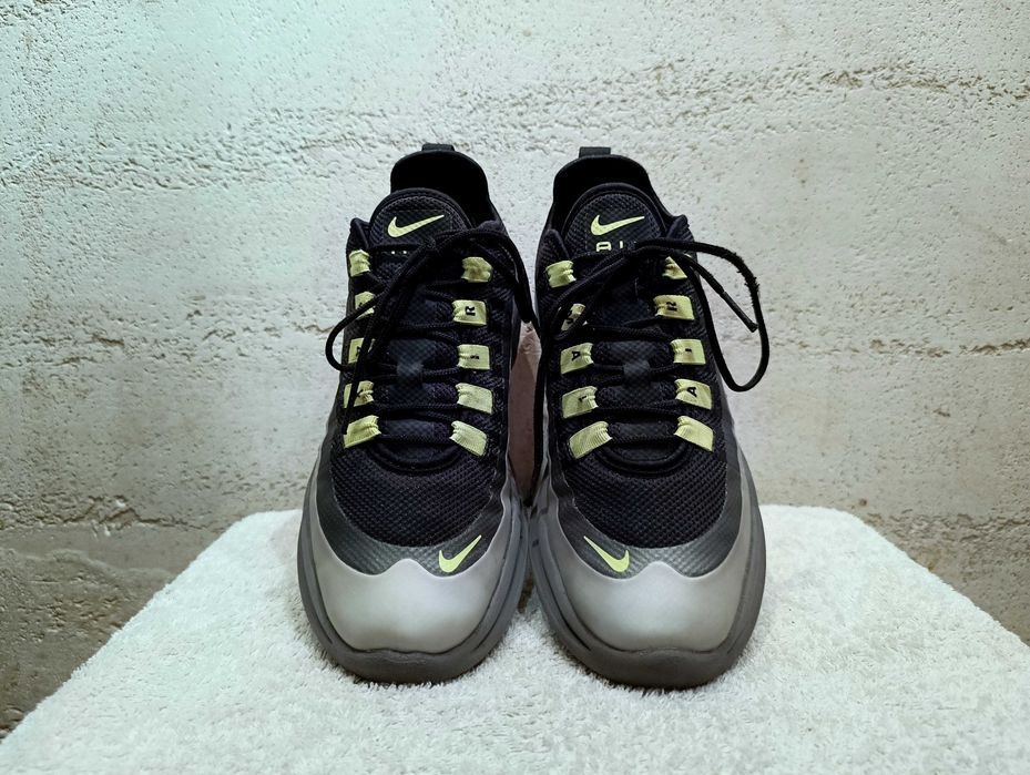 Damskie sneakersy NIKE AIR MAX AXIS r.38