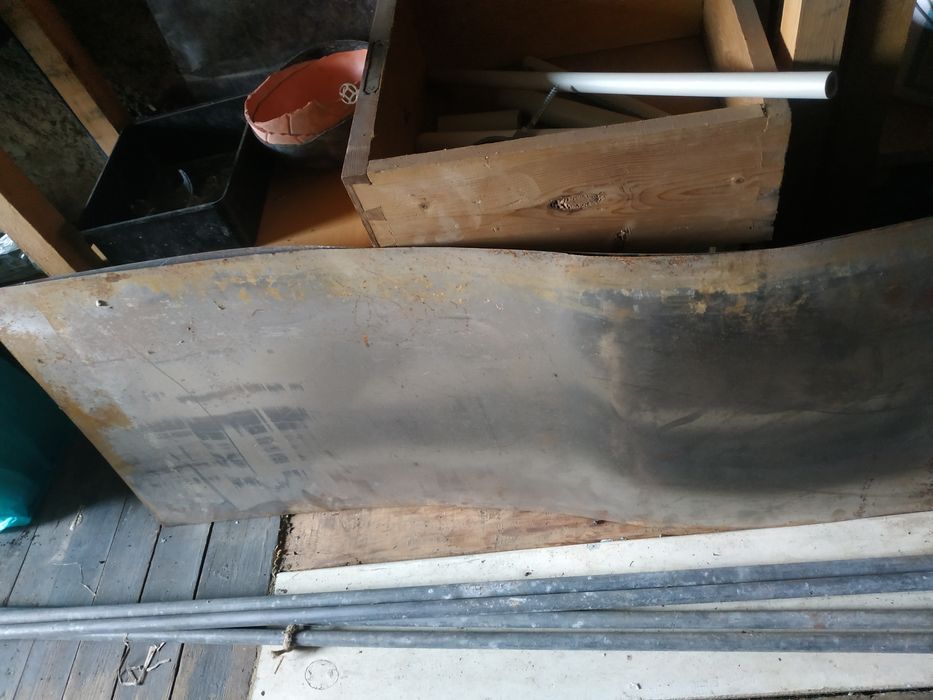 Лист оцинкованный-1мм, железный, труба оцинк., брус, доска. Остатки.