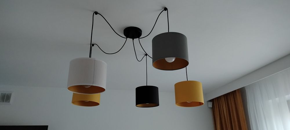 Lampa wisząca 5 kloszy