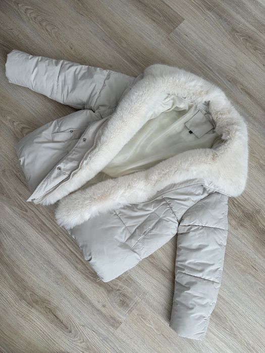 Зимовий пуховик , тепла куртка