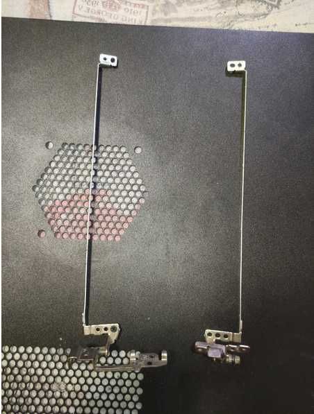 Zawiasy z prowadnicami do matrycy laptopa Acer AM0GM000200