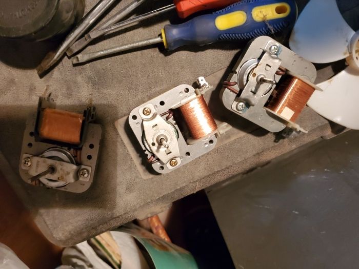 моторы вентиляторов от холодилькика и микроволновых печей и   насос