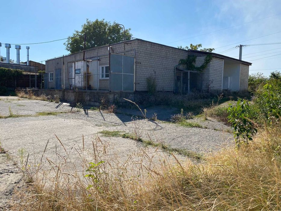 Продаж приміщення вільного призначення в місті Ладижин