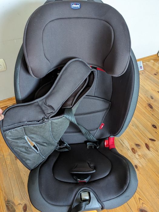 Автокрісло Chicco Gro-Up 1-2-3 Red Passion
Chicco