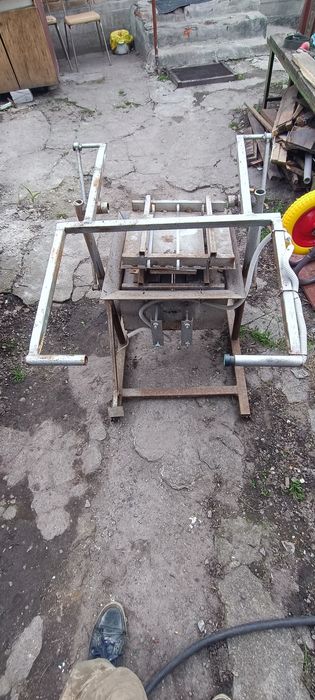 Шлакоблочний станок( само вивіз)