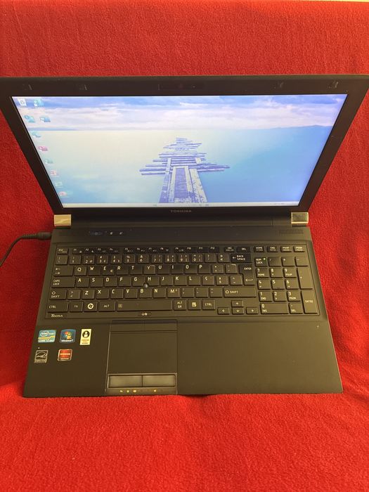 Portatil Toshiba Tecra R850