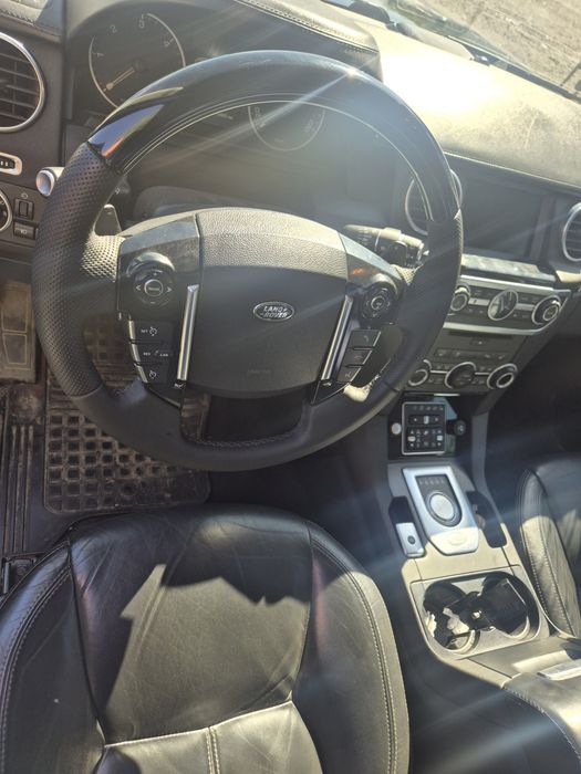 Land Rover Discovery 4