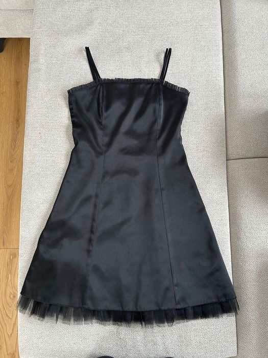 Elegancka czarna sukienka M