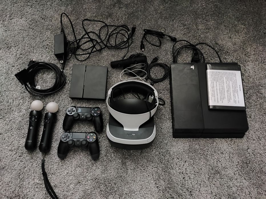 Продам sony PlayStation 4