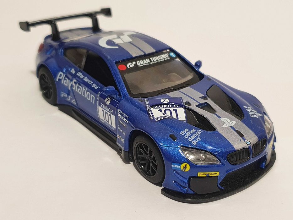 Metalowe auto BMW M6 GT3 skala 1/44 nowy samochod niebieski Pull-Back