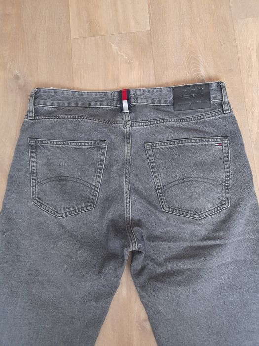 Spodnie jeans Tommy hilfiger