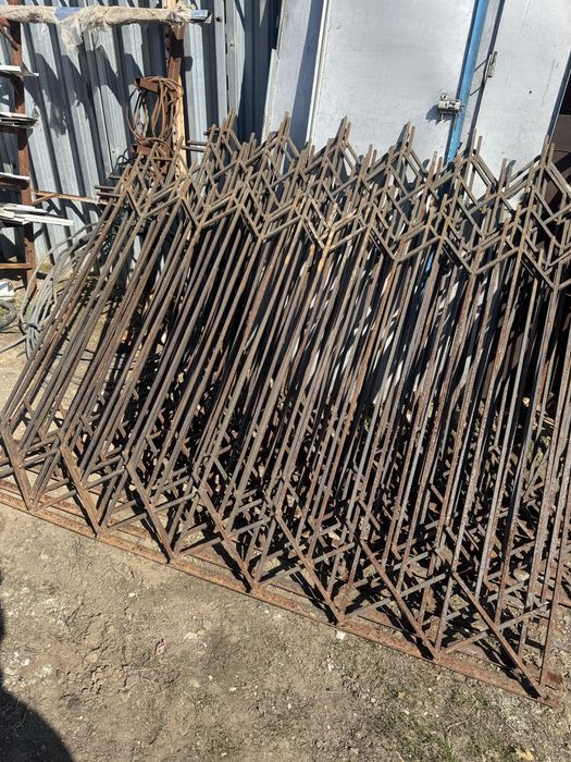 Забор з металу секції