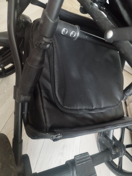 Візок дитячий 2 в 1 (люлька + прогулянка)