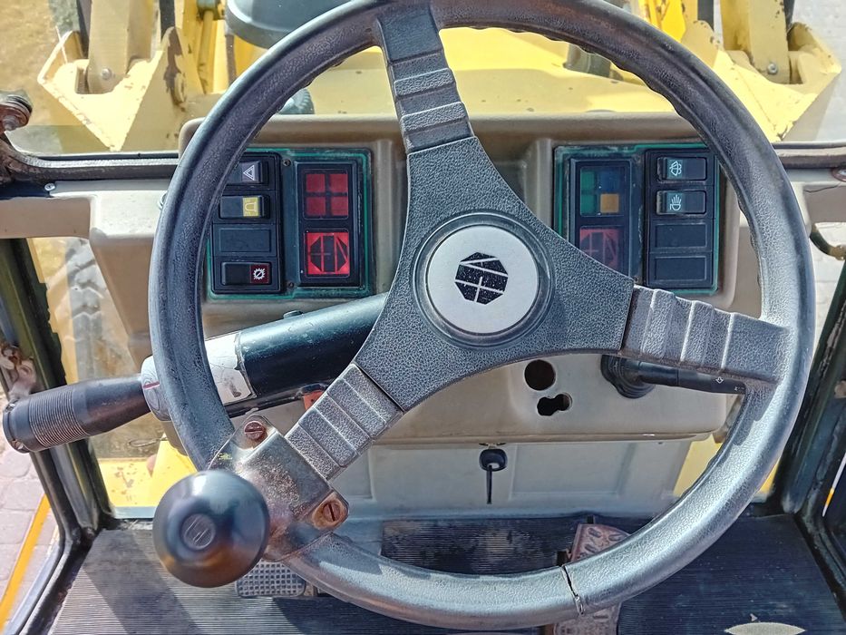 Koparko-ładowarka Fiat nie Jcb cat 4x4 teleskop powershift prywatnie