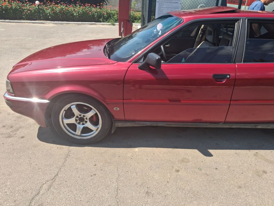 Продам Ауди 90 2.3
