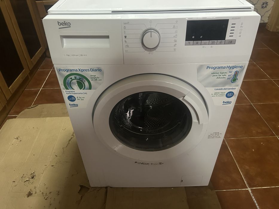 Maquina lavar roupa Beko 7kg (ler descrição completa)