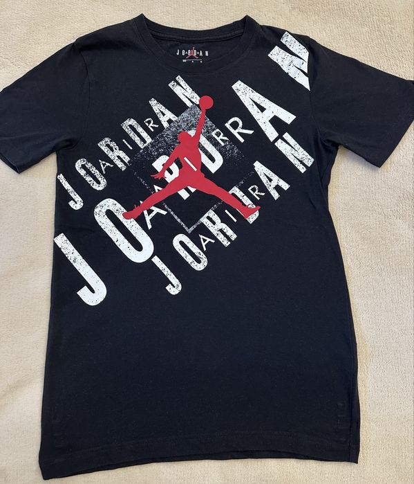 Футболка та реглан nike jordan розмір L в ідеальному стані