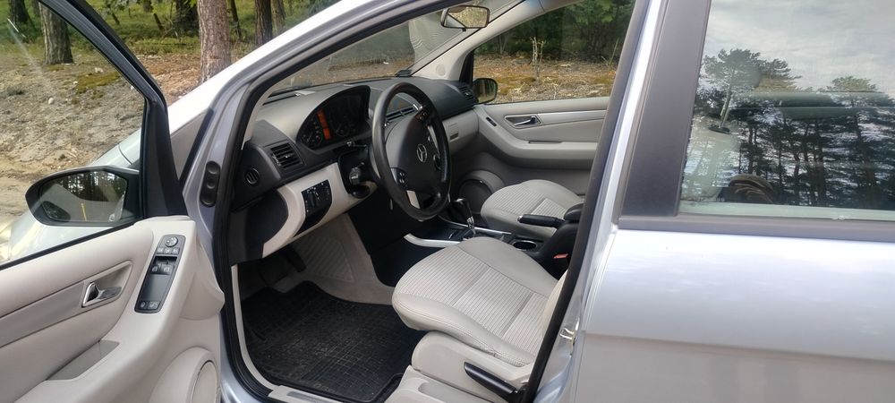 Mercedes Benz A 180