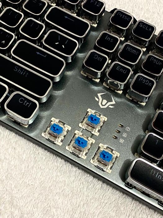 Teclado gamer Mecanico JP-JX300 RGB 108 teclas + apoio de pulso