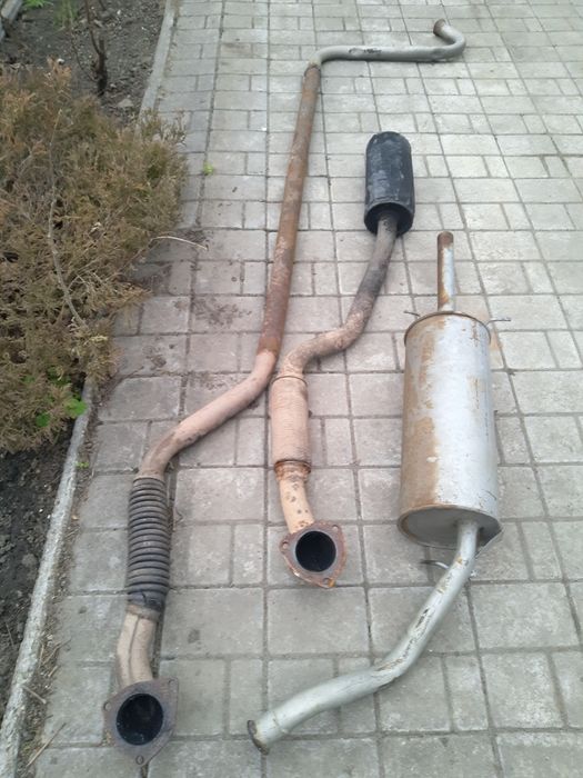 Глушитель Ланос,Таврия