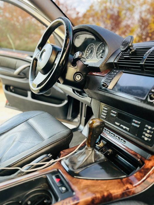 Продам BMW X5 е53 кузові м57 мотор