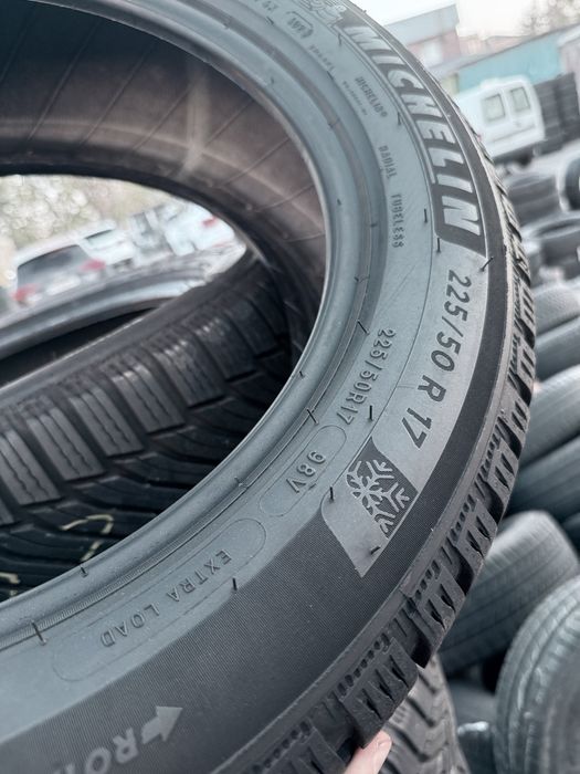 225 50 17 Michelin Alpin 6 90% 2022 Шини Зима