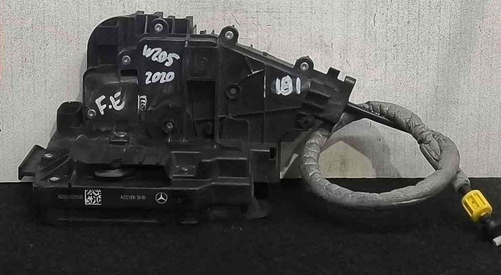 Fechadura / Fecho Porta Esquerdo A2220063999 - MERCEDES-BENZ C-CLASS