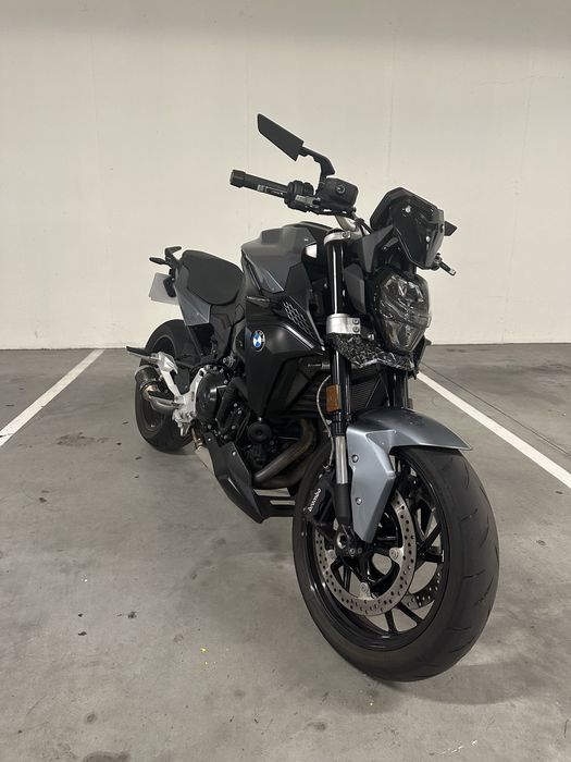 BMW F900R – 2022 | Nacional | Garantia