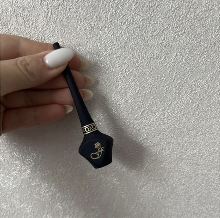 Подводка Ffleur, черная, водостойкая