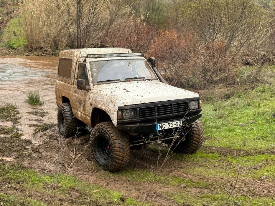 Nissan patrol rd28 rodas averbadas