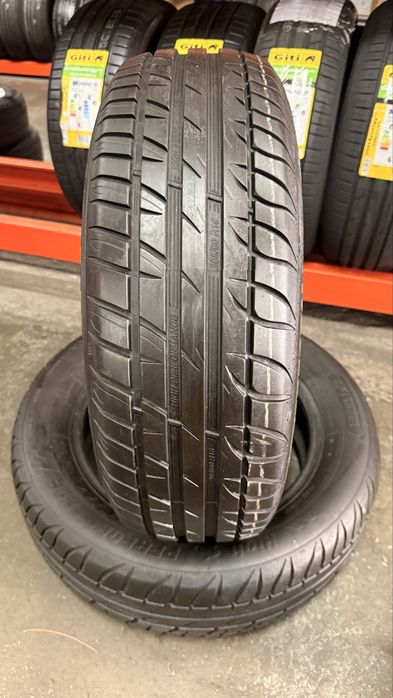 Pneus 205/60r16 Taurus High Performance com 90% piso