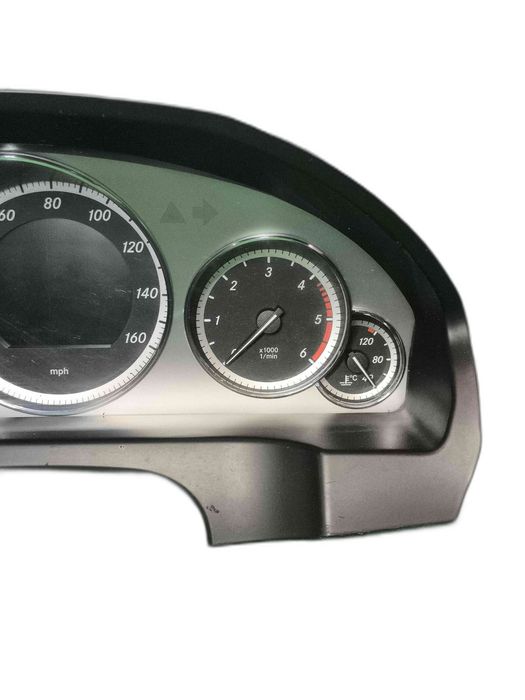 Quadrante / Painel de Instrumentos MERCEDES-BENZ E-CLASS Coupé A2129003509 (OEM) | A2129014100 (OEM) | A2049022702 (OEM) | A2049022802 (OEM) | A2C5341