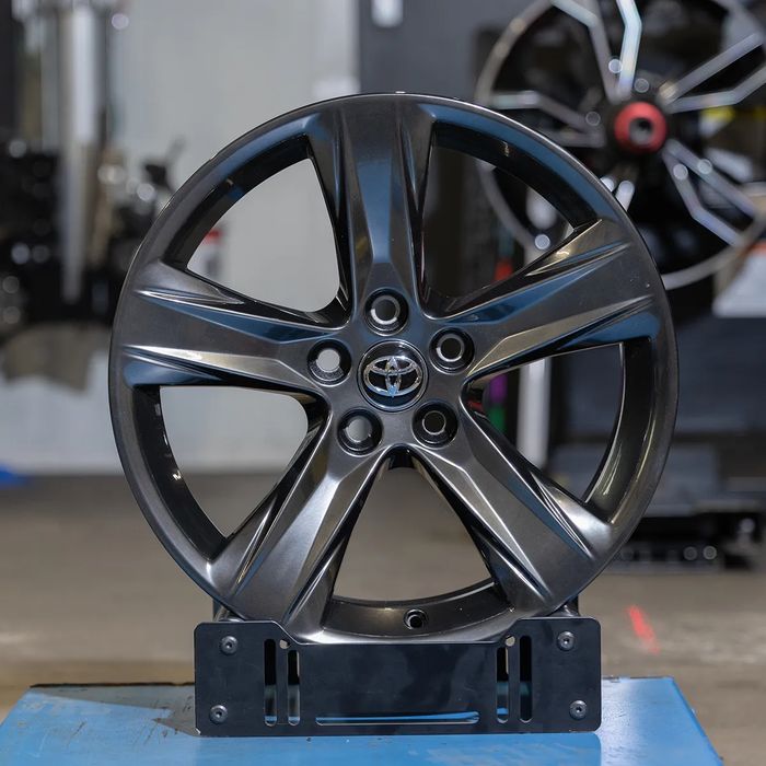 NOWE ORYGINALNE Felgi 18" Toyota Corolla Highlander RAV4