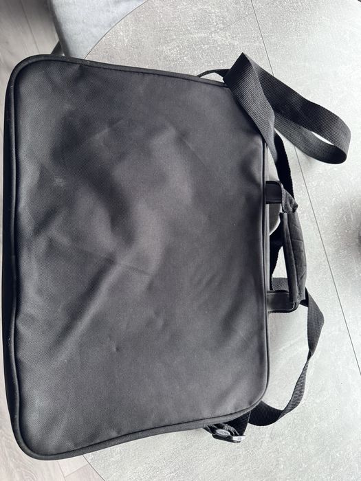 Tobra na laptopa Case Logic