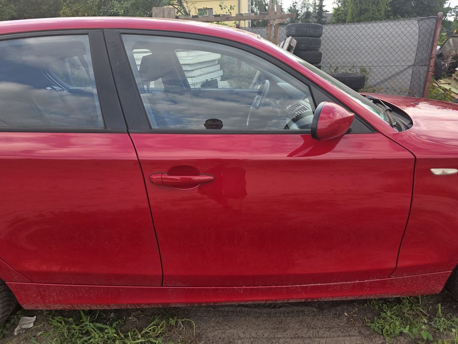 Prawe przednie Drzwi z lusterkiem bmw e87 a61/3sorz