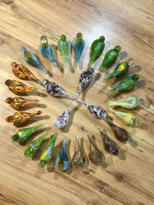 Szklany ptaszek z huty Krosno