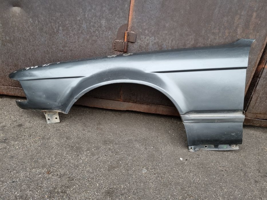 Крыло переднее Bmw E32