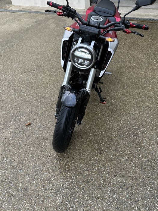 vendo mota honda 125 r 2019