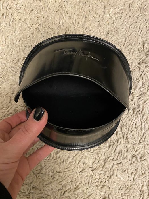 Thierry Mugler etui futerał okulary przeciwsłoneczne czarny