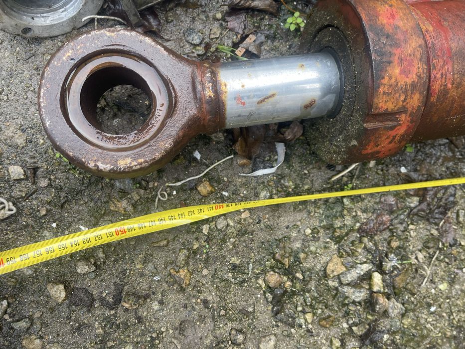 Продам гідроциліндр