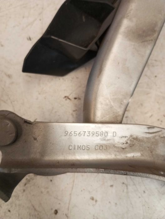Par Dobradiças Capô Esq + Drt Peugeot 307 / 308 (9656739680)