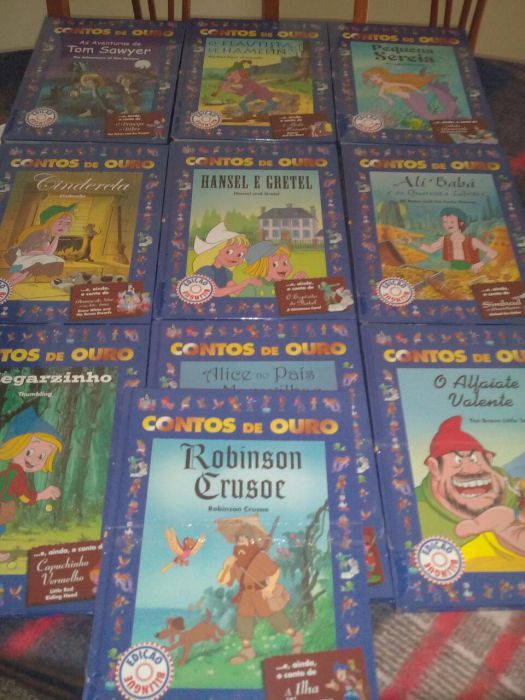 Coleção de livros contos de ouro