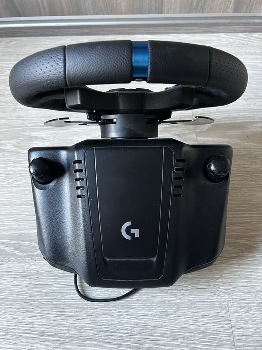 Logitech G923 SE Xbox + Shifter + Pedals
